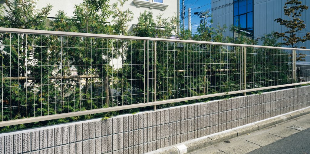 三協立山アルミ　ニュータウンリード1型　アーバングレー